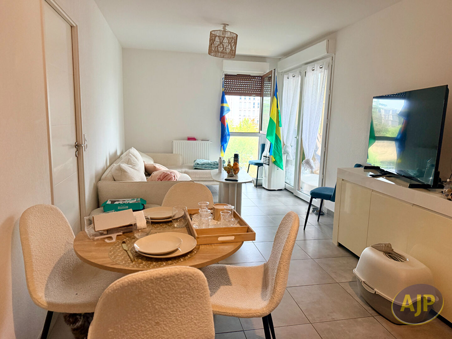 À vendre :  T2 avec parking privé dans une résidence récente, Lormont ! - photo 2