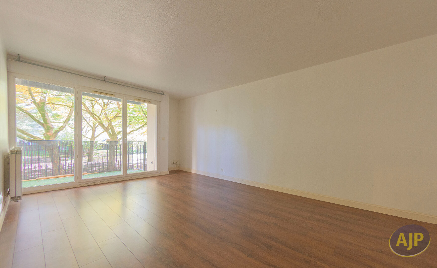 Appartement Bordeaux 3 pièce(s) 69.79 m2 - photo 2