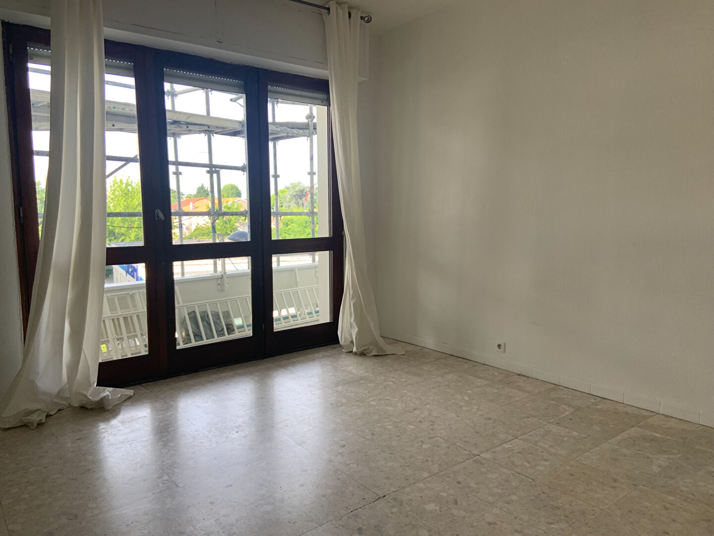 STUDIO BORDEAUX CAUDERAN - photo 3