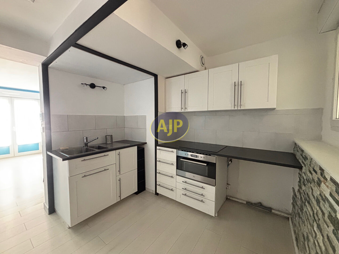 Duplex 3 pièces meublé GARE - photo 2