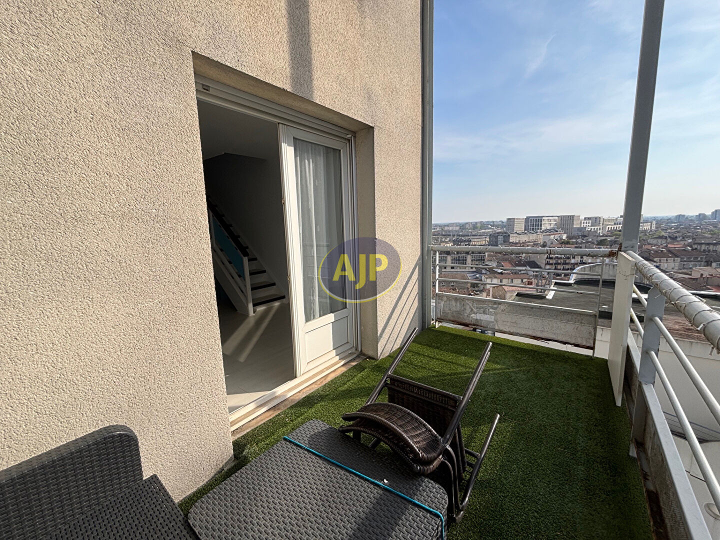 Duplex 3 pièces meublé GARE - photo 3