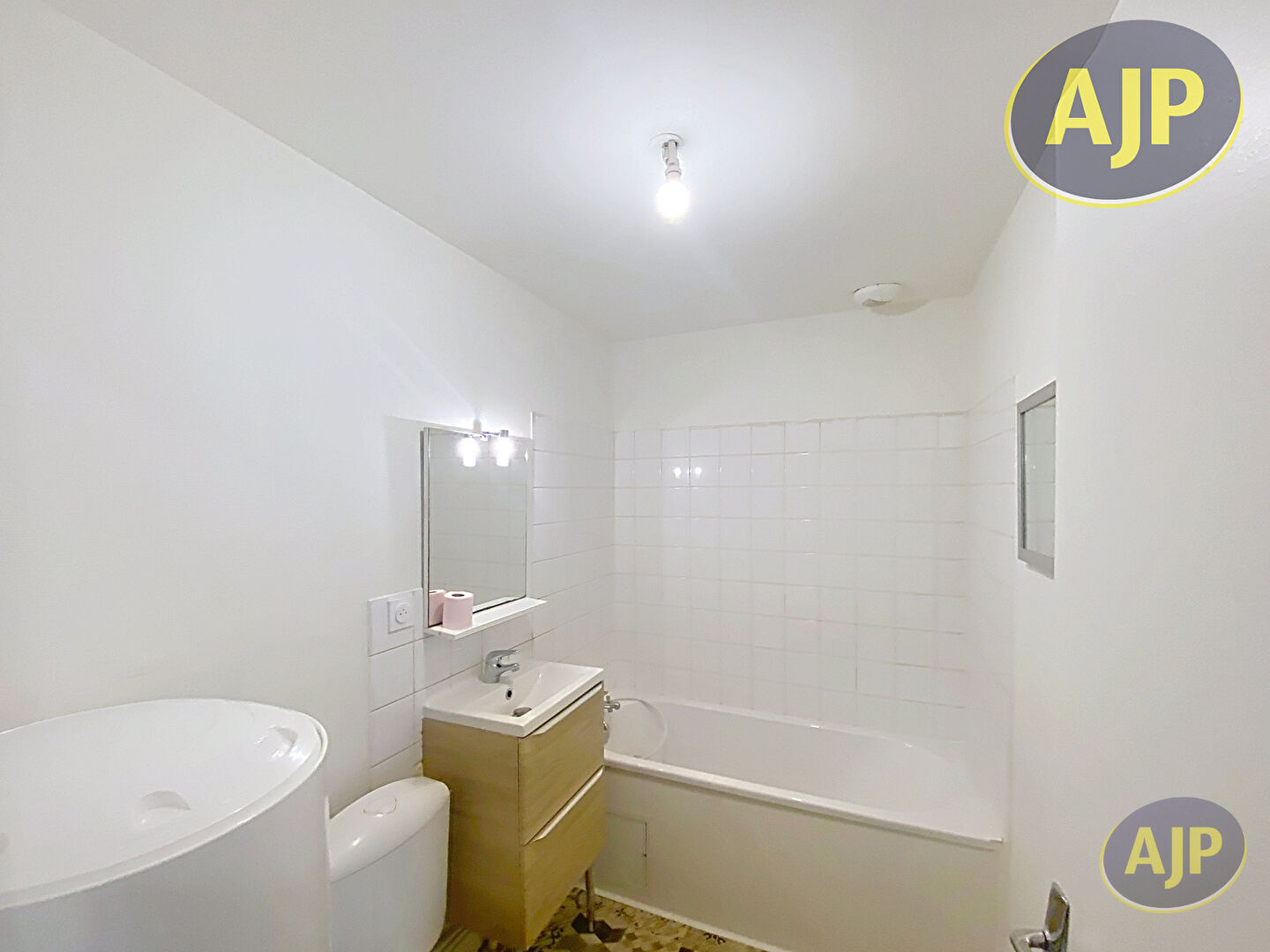 Appartement Nantes proche CHU T1 bis de 32 m2 - photo 5