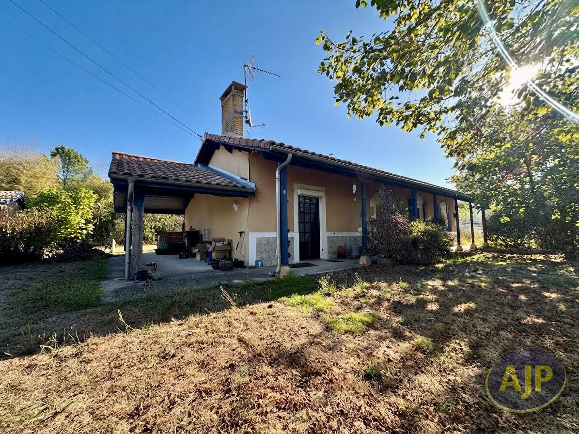 Maison avec garage, 2 chambres à Sainte-Hélène ! - photo 9