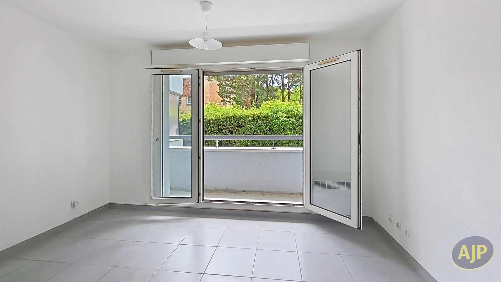 Appartement Gradignan 1 pièce 22 m2 balcon parking - photo 3
