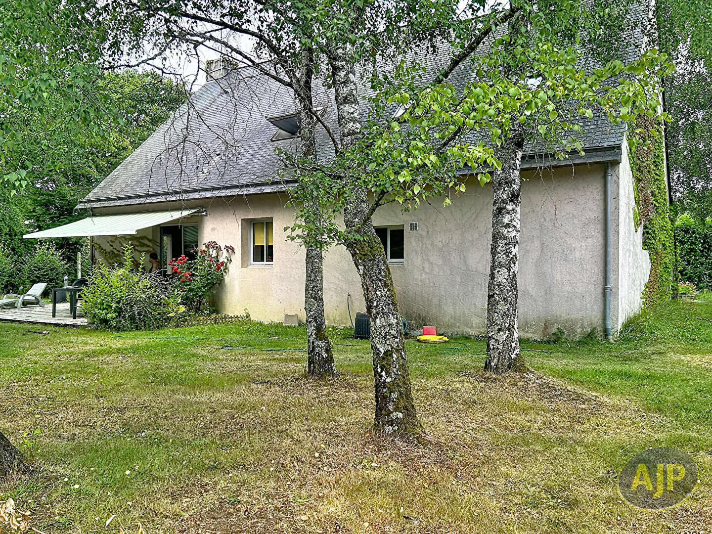 CHÂTEAUBRIANT - Maison familiale 135 m² 6 pièces - photo 1