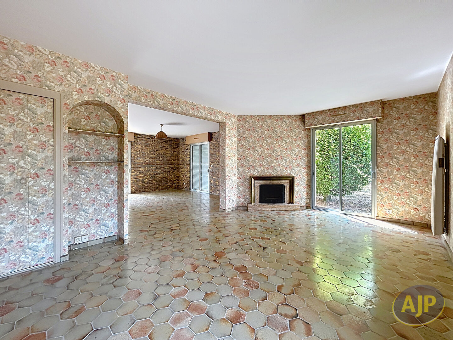 CHÂTEAUBRIANT - Maison familiale 135 m² 6 pièces - photo 2