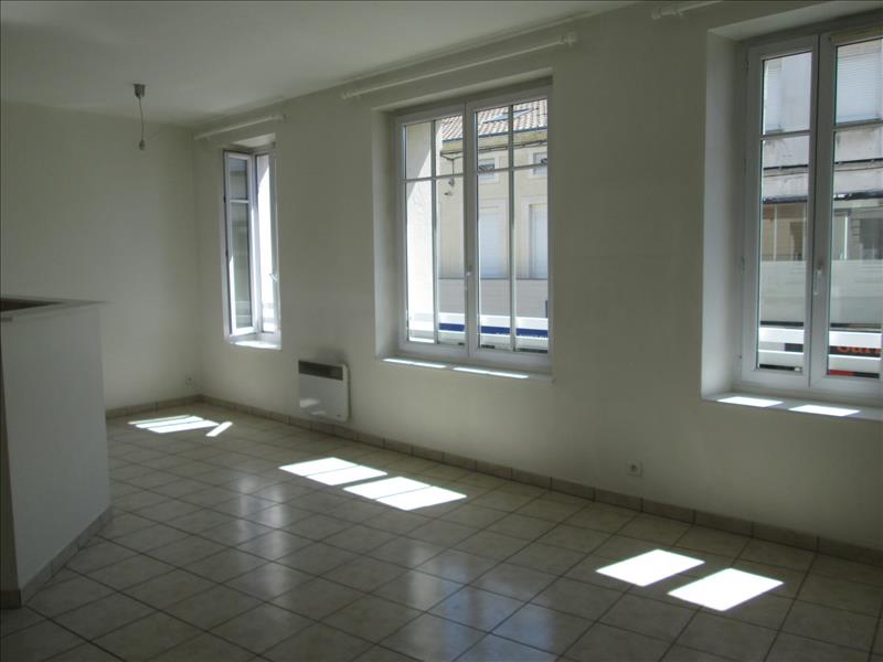 APPARTEMENT CHOLET - 75 m2 - photo 2