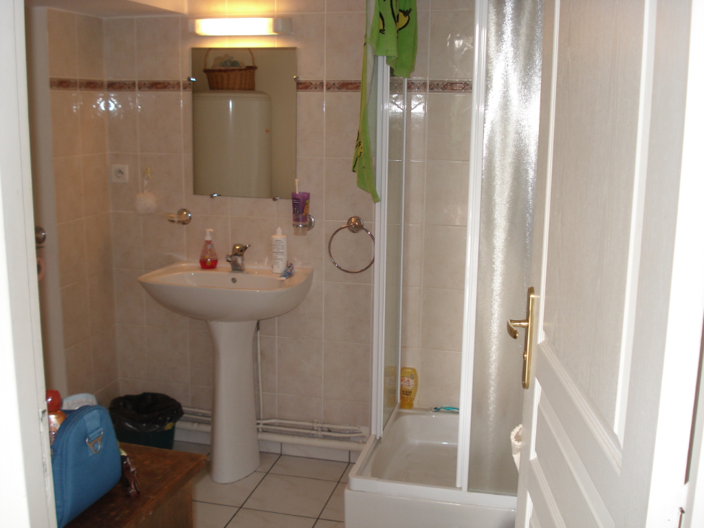 A LOUER T2 CENTRE CHOLET - photo 6