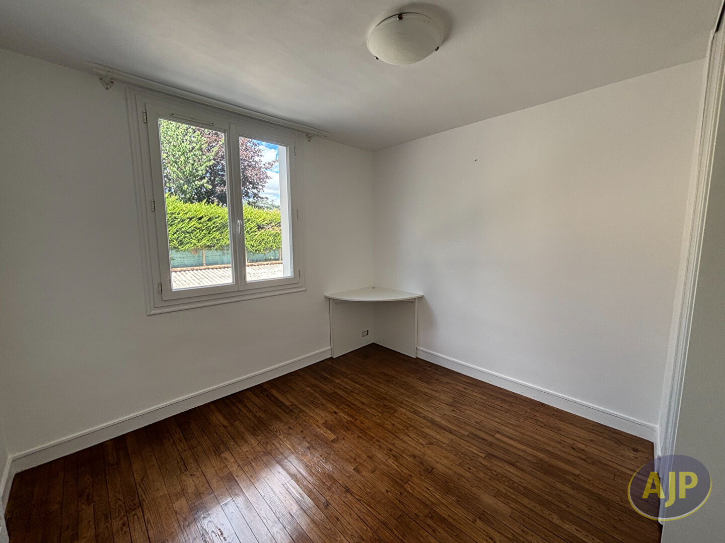 RESIDENCE BEAUSEJOUR - photo 4