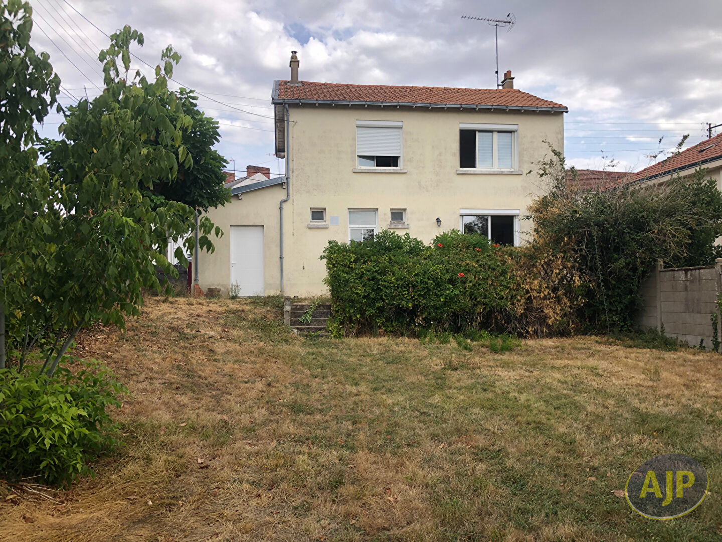 Maison Cholet 5 pièce(s) 98 m2 - photo 1