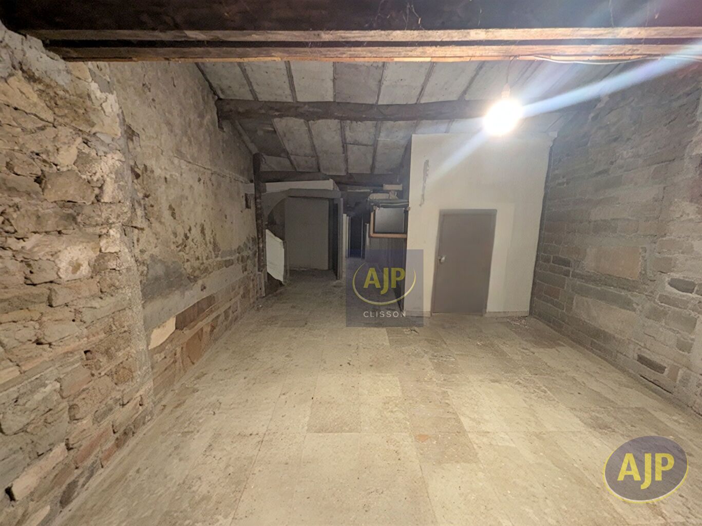 Maison de Bourg 2 chambres 100 m² avec jardin - photo 13