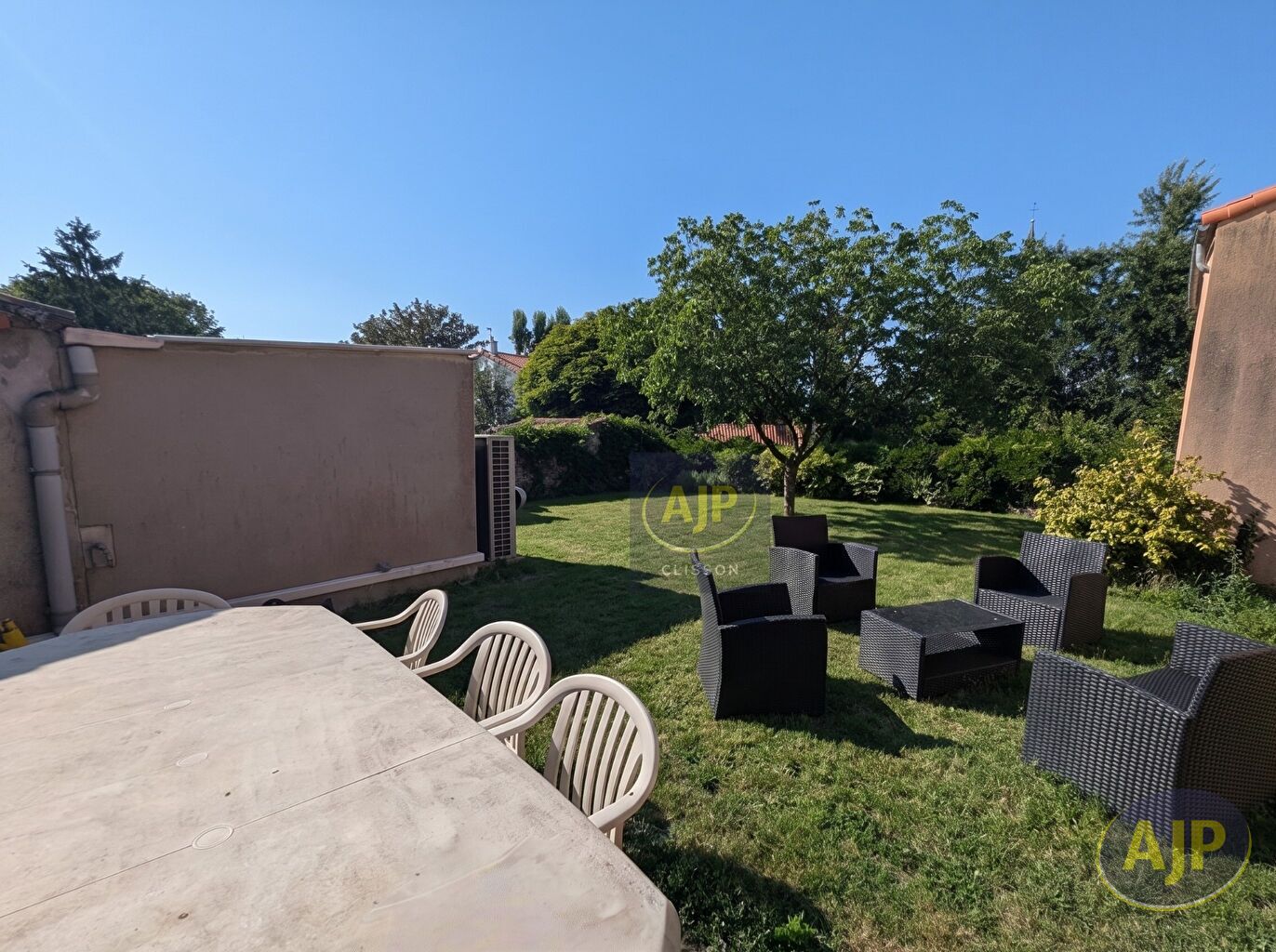 Maison de Bourg 2 chambres 100 m² avec jardin - photo 14