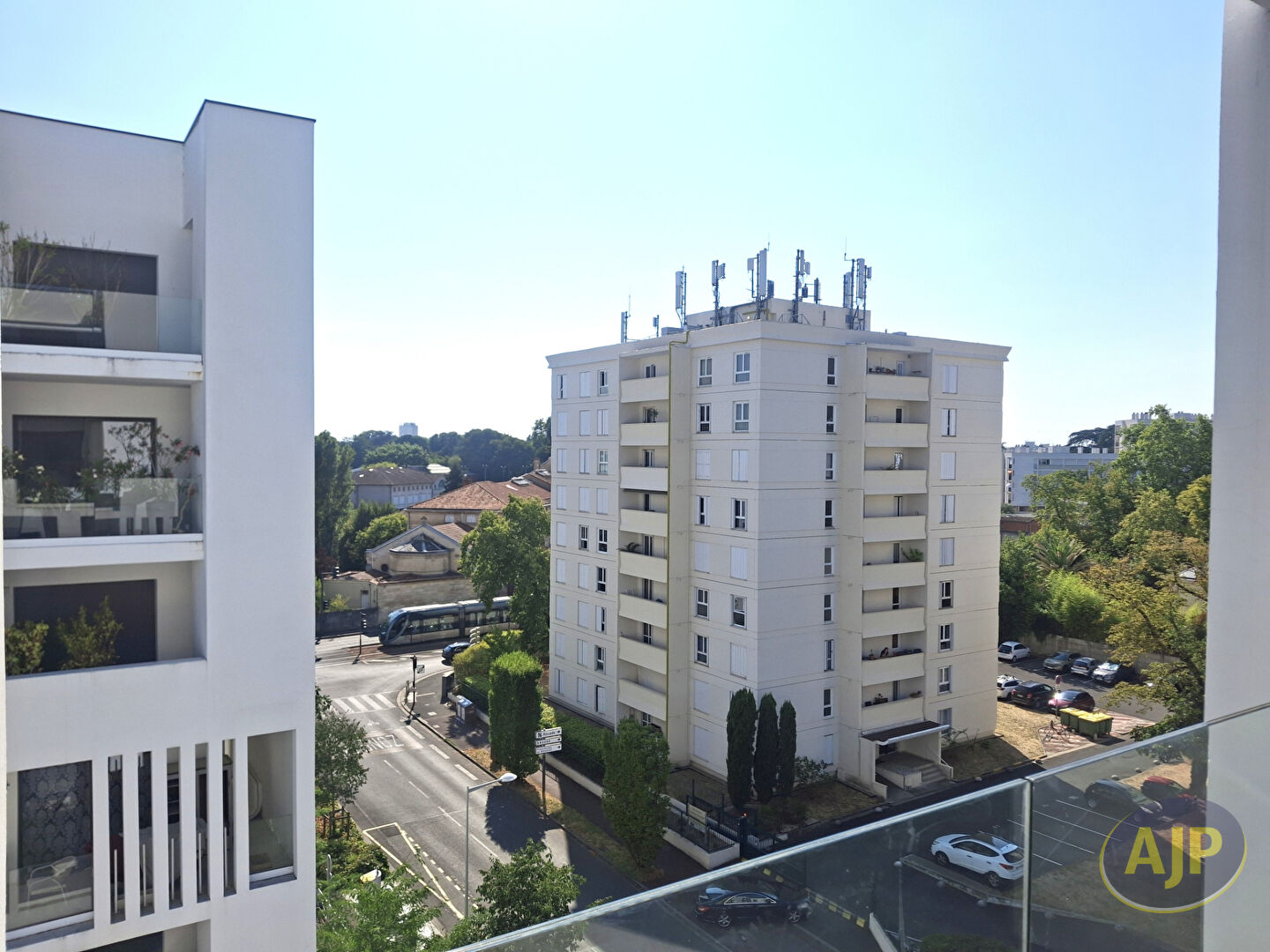 T2 - RESIDENCE COLLECTION - LE BOUSCAT - photo 8