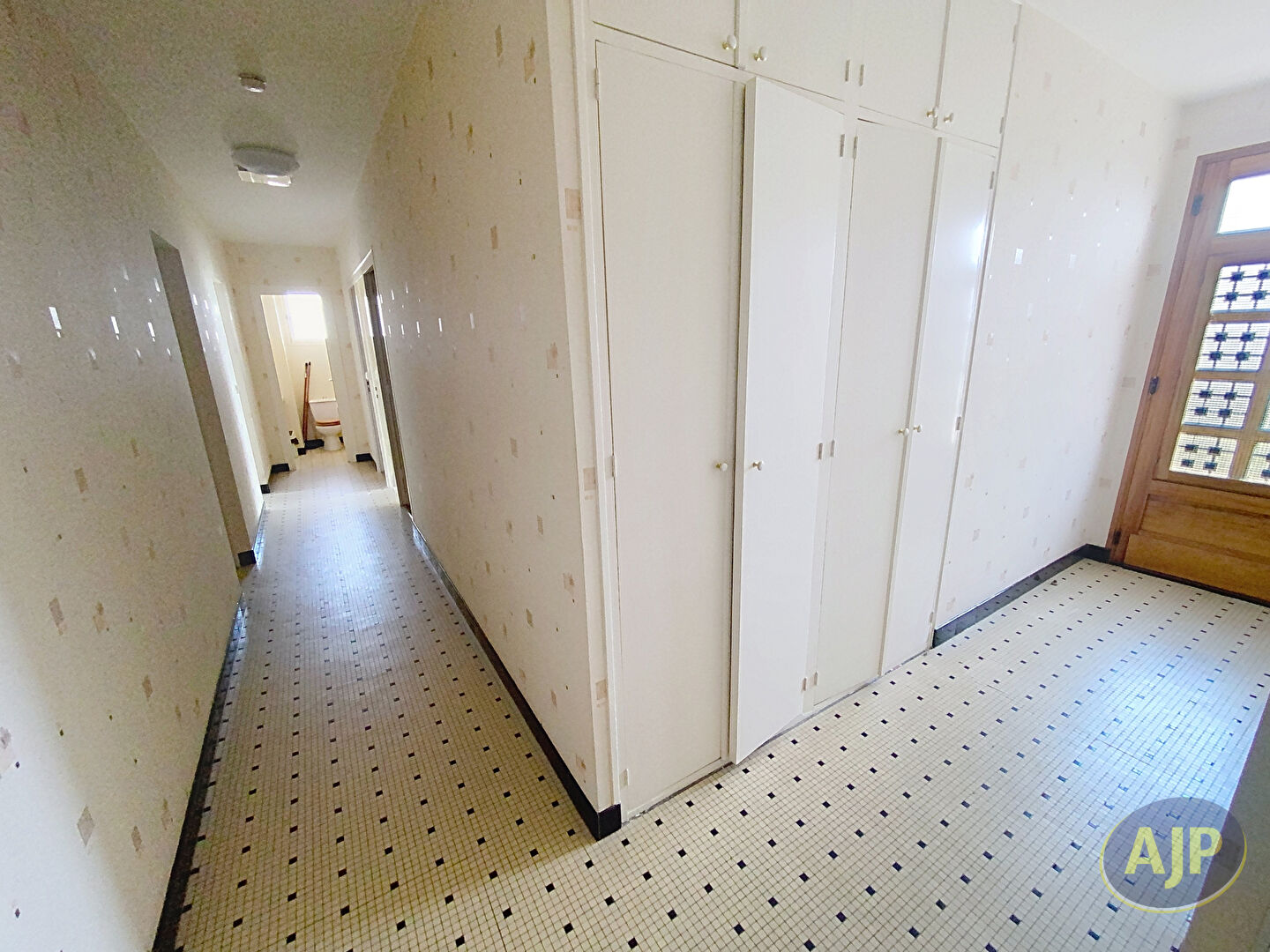 Maison familiale sur 637 m² de terrain - photo 5