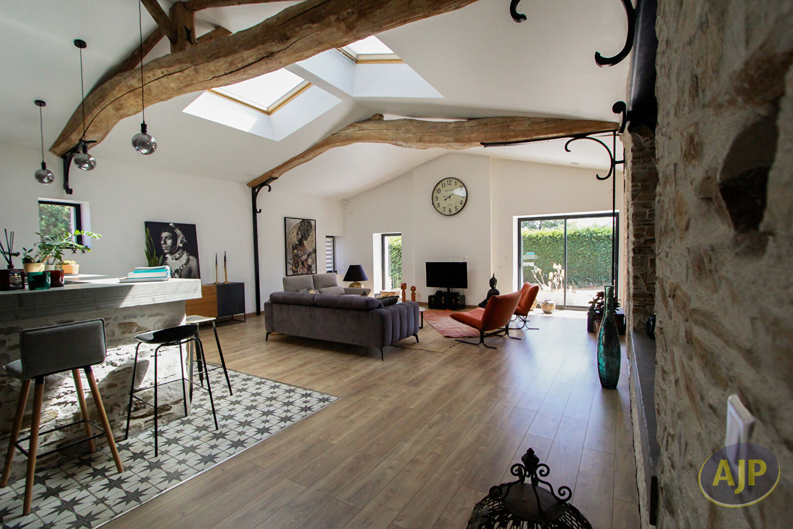 Maison d'exception en Pierre - photo 1