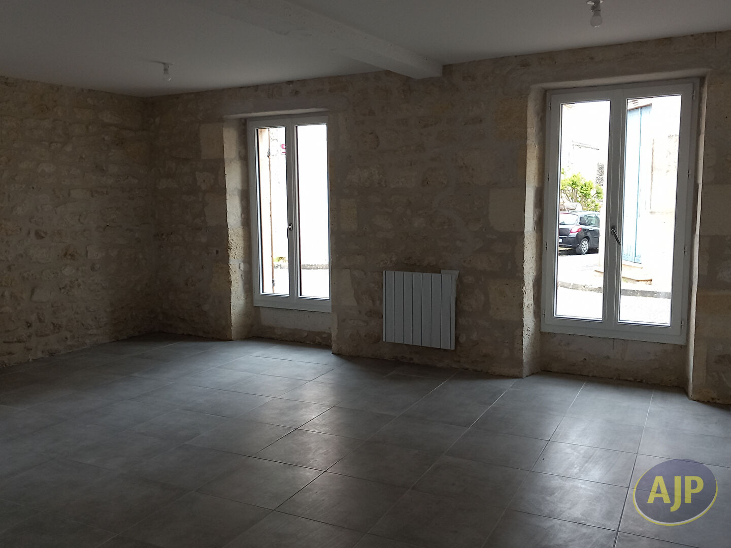 Appartement T4 rénové  de 79.11m² sur St Germain d'Esteuil - photo 3