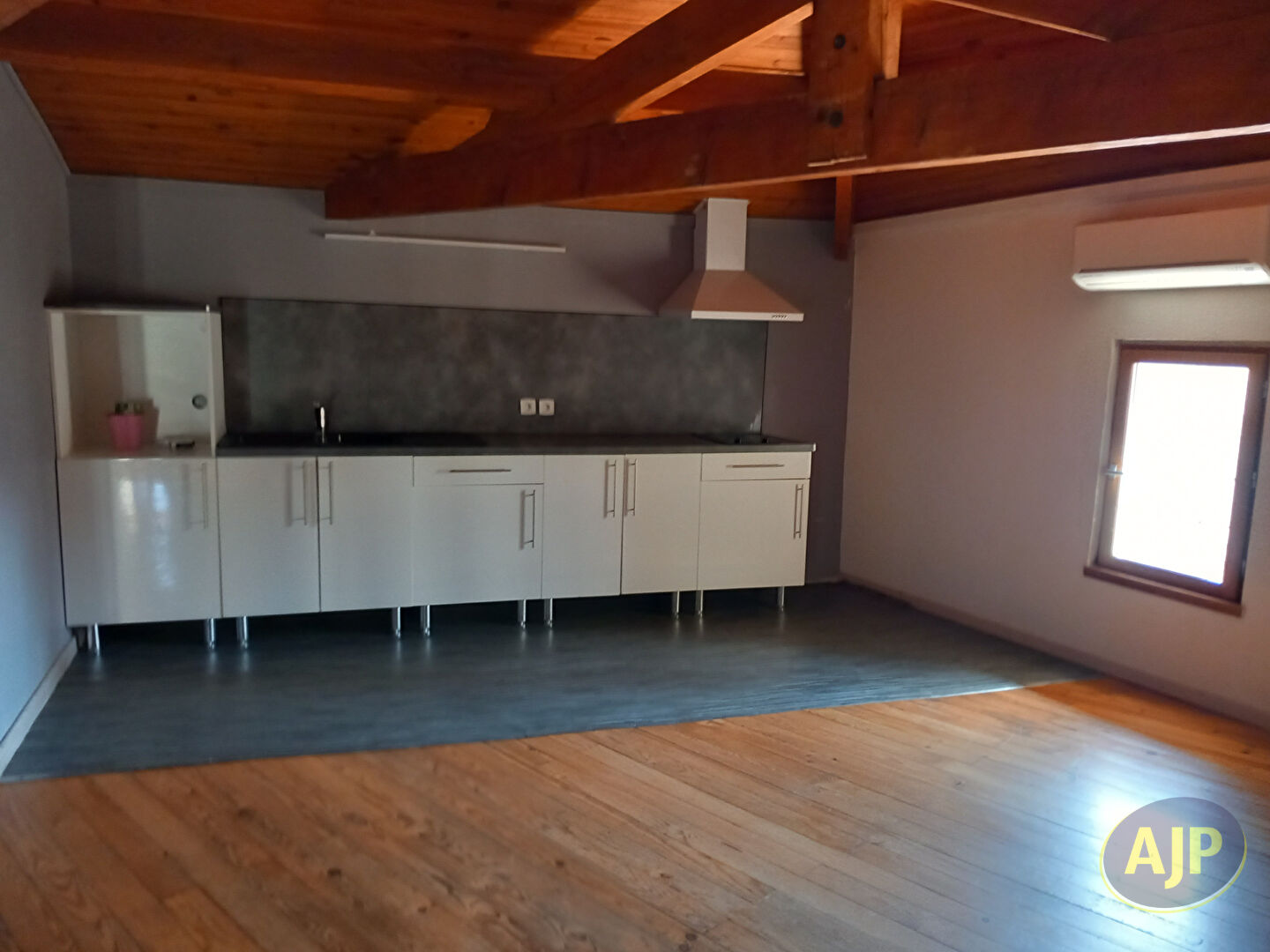 Appartement T2 de 65m² au calme sur la commune de St Germain d'Esteuil - photo 5