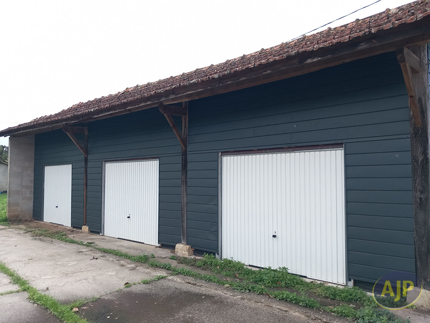 Un garage n°1 à Gaillan en Médoc - photo 1