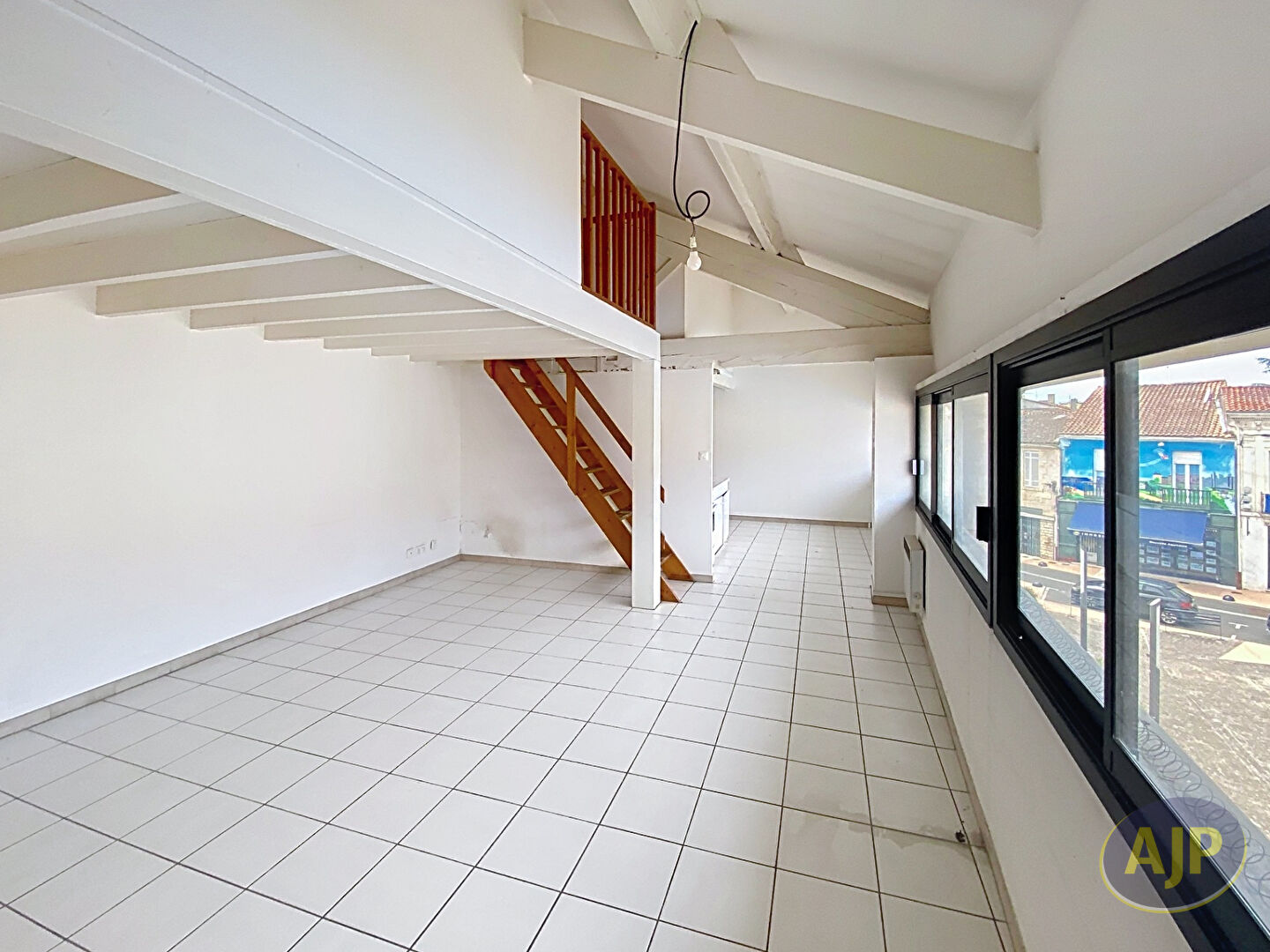 Lesparre Medoc Appartement T3 DUPLEX 56m2 - photo 2