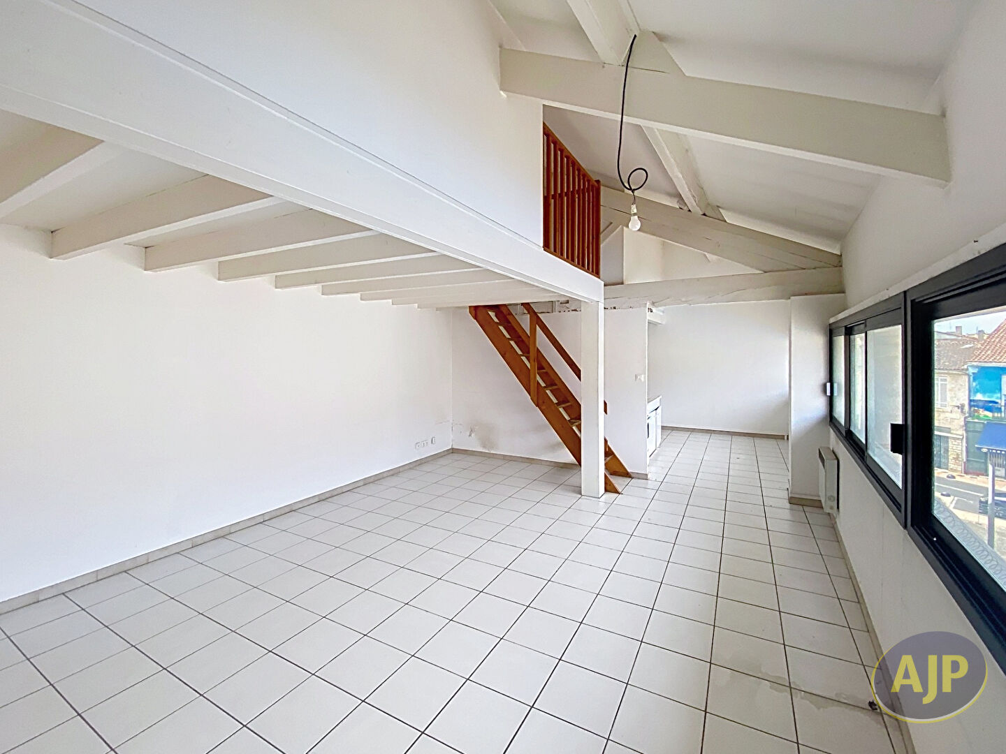 Lesparre Medoc Appartement T3 DUPLEX 56m2 - photo 3