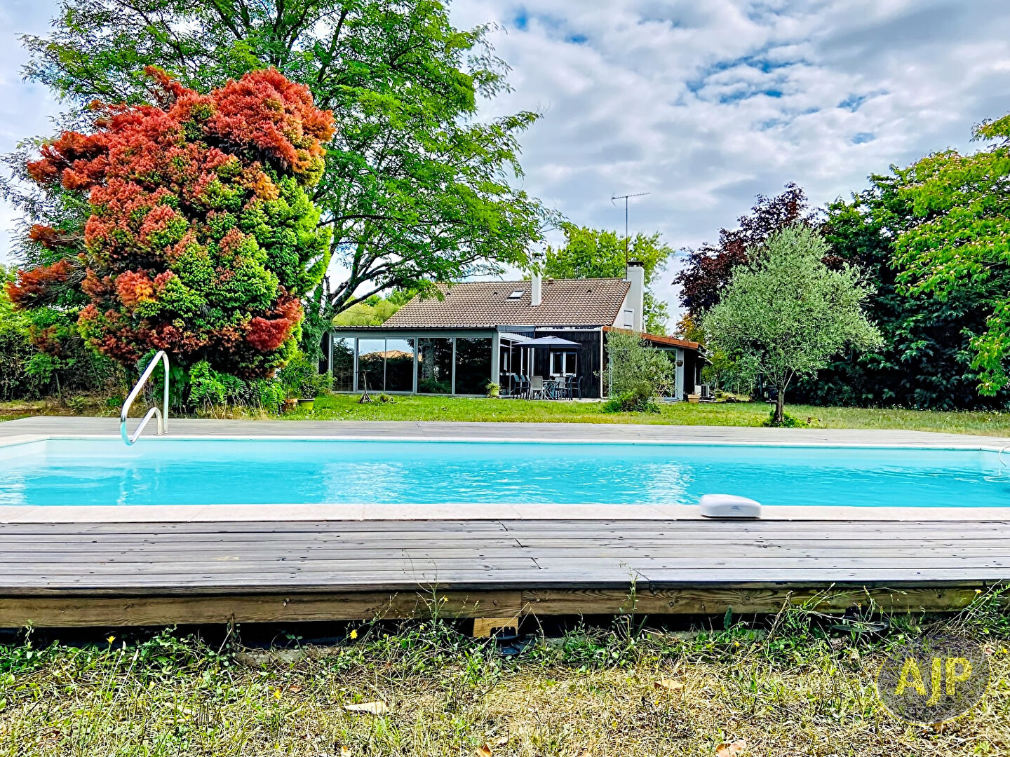 Gaillan - Landaise rénové de 214m2 avec piscine ! - photo 2