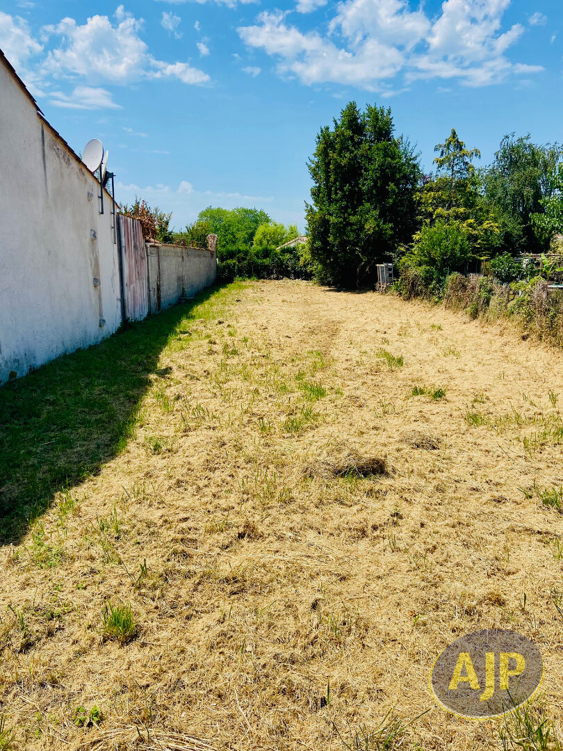 Lesparre - Terrain à bâtir 428m2 plein centre ! - photo 2