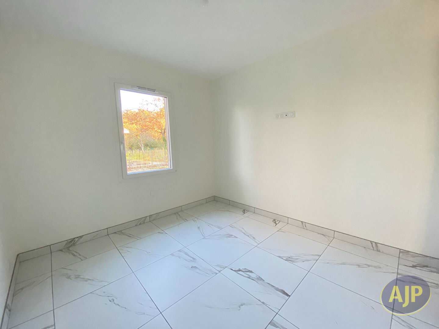 MAISON NEUVE DE TYPE T4 A LOUER A SAINT VIVIEN - photo 6