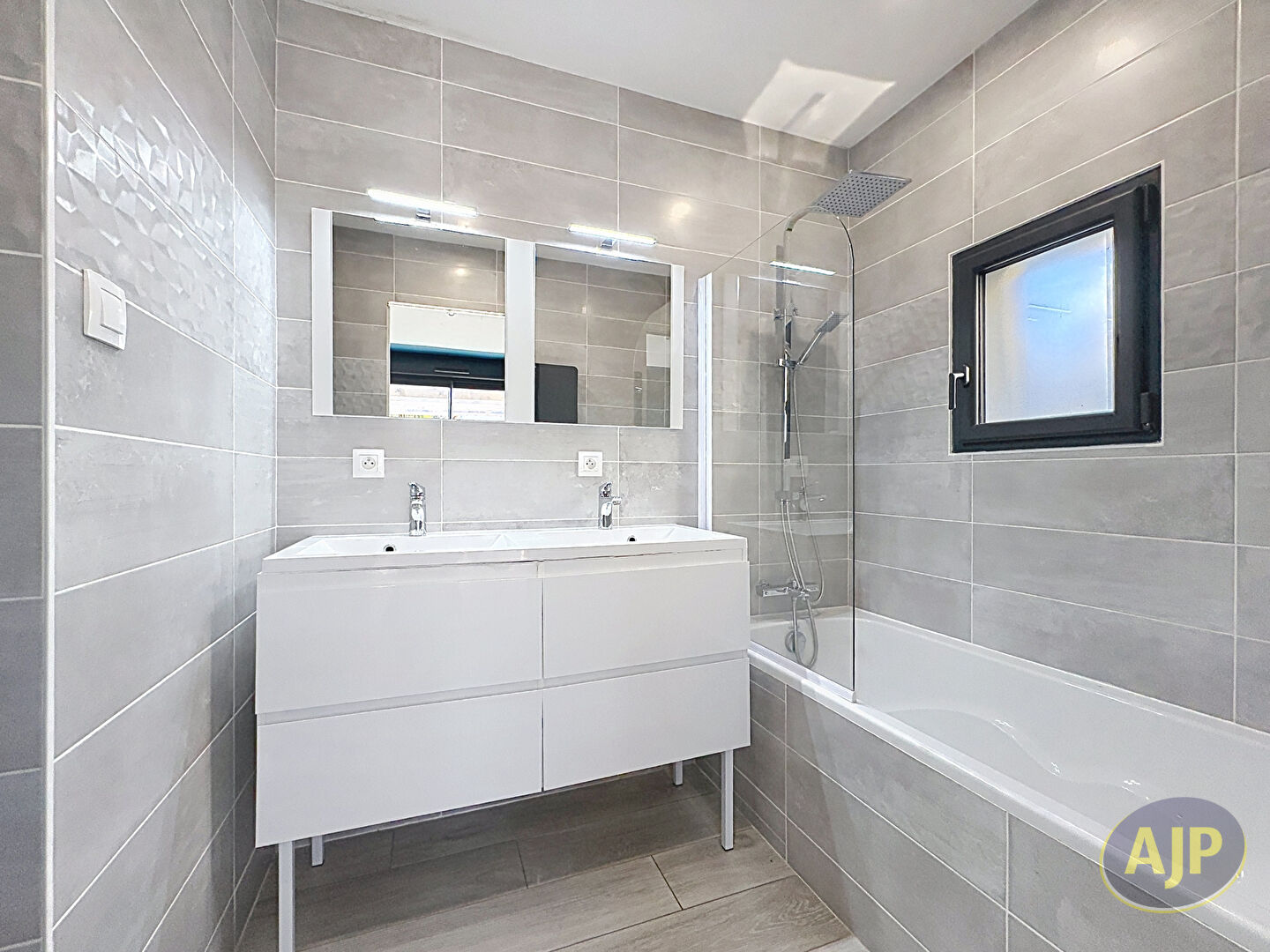 CORPE - Maison de plain-pied - Au calme - Piscine - photo 7