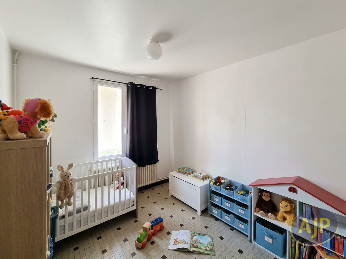 Maison Montaigu Vendee 4 pièce(s) 105 m2 - photo 4