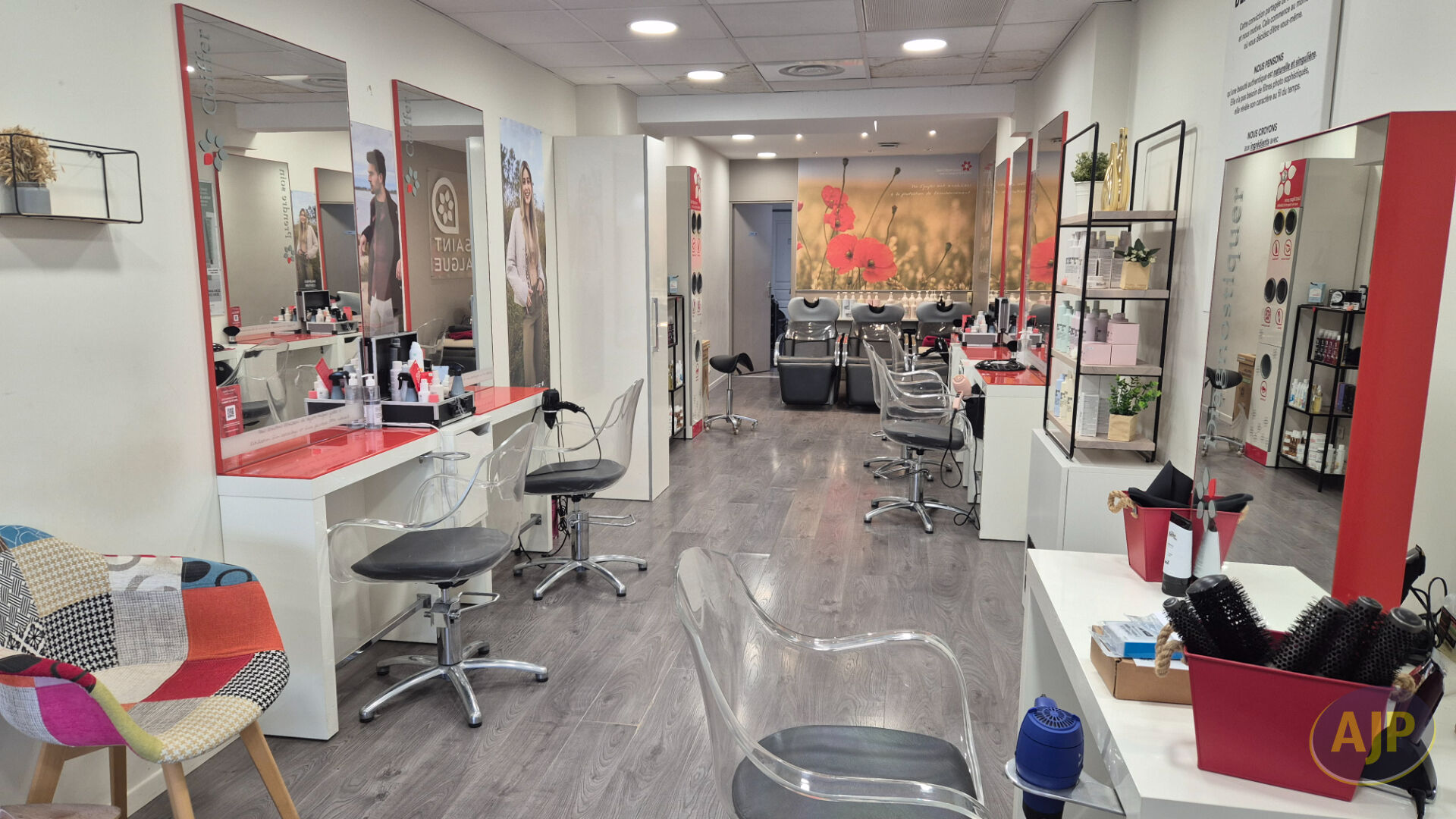 Local commercial Montaigu Vendee 58 m2 - photo 2