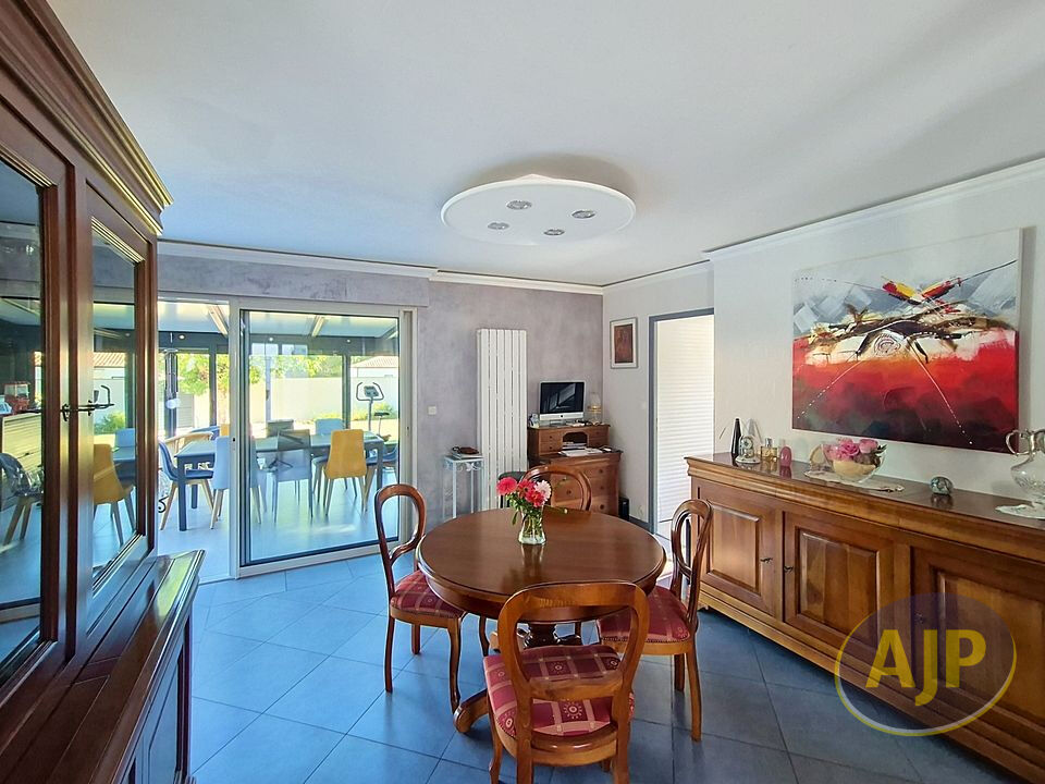 Maison Montaigu Vendee 5 pièce(s) 151 m2 - photo 5