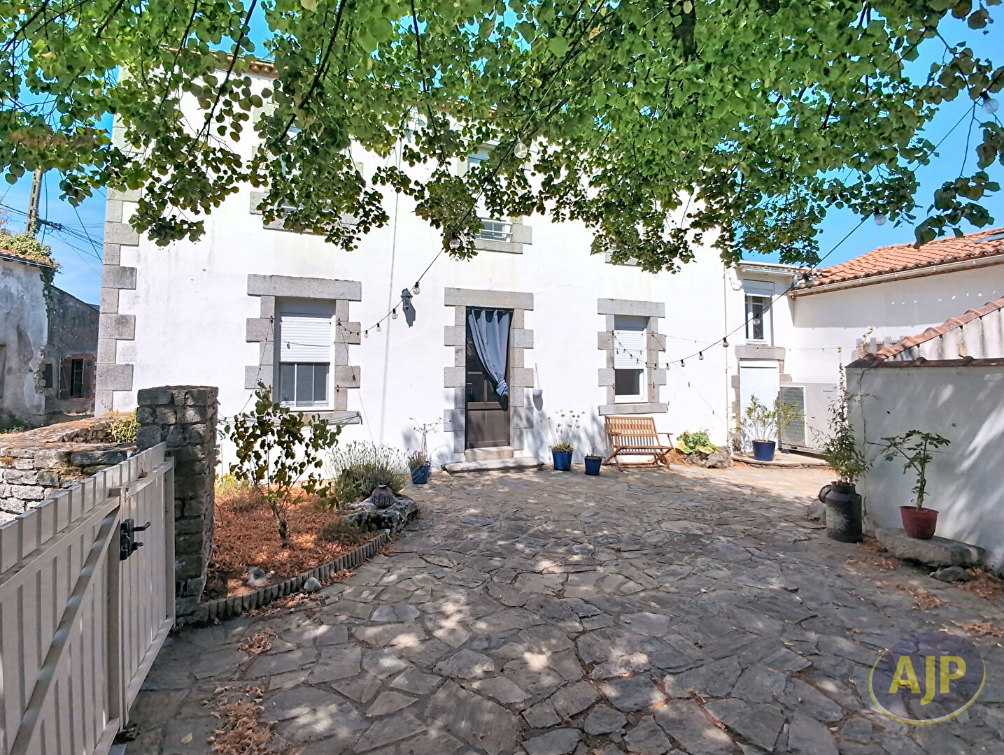Maison La Boissiere De Montaigu 4 pièce(s) 97.38 m2 - photo 1