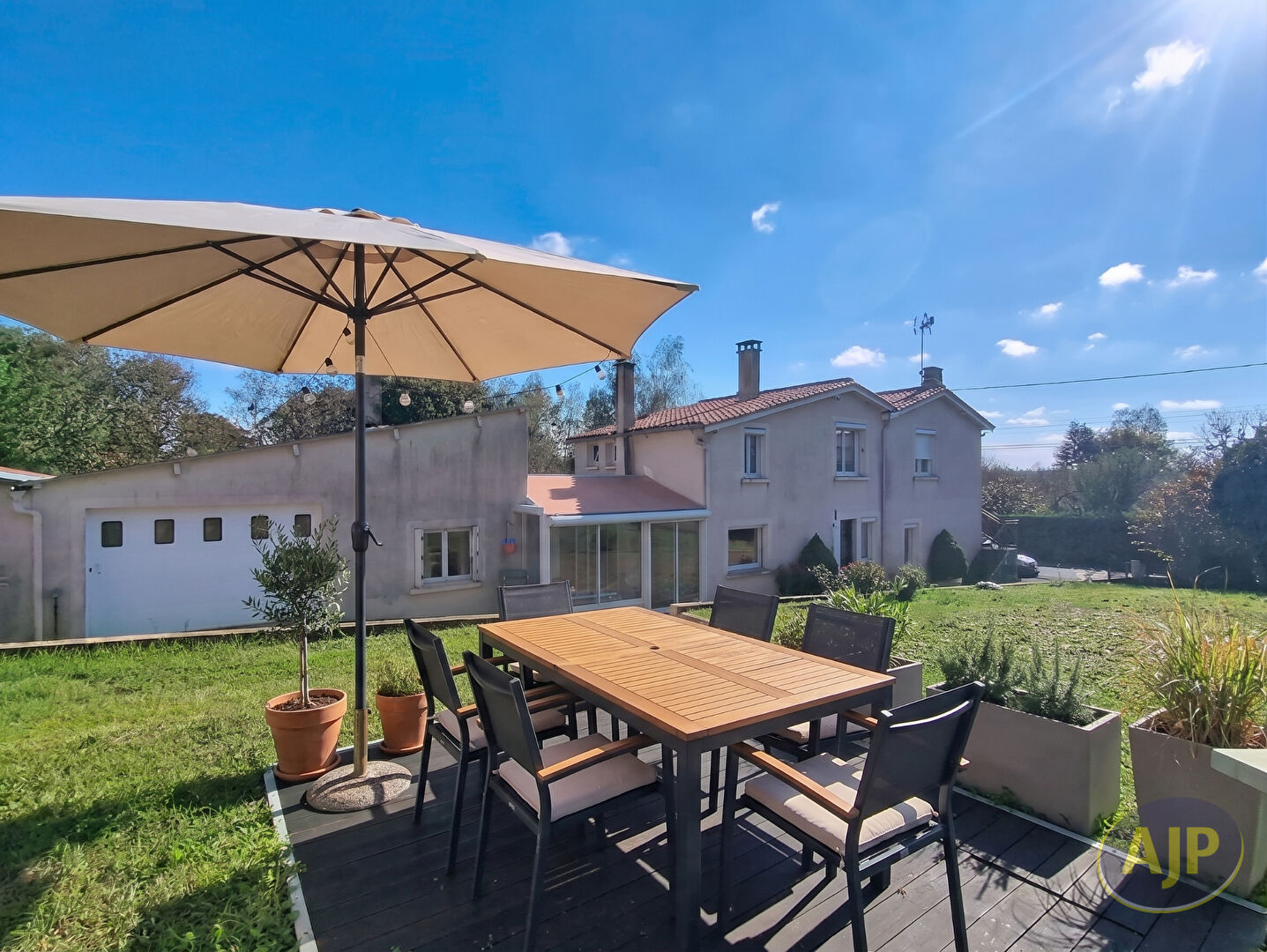 Charmante maison ancienne au calme de 125 m² avec jardin et garages ! - photo 7