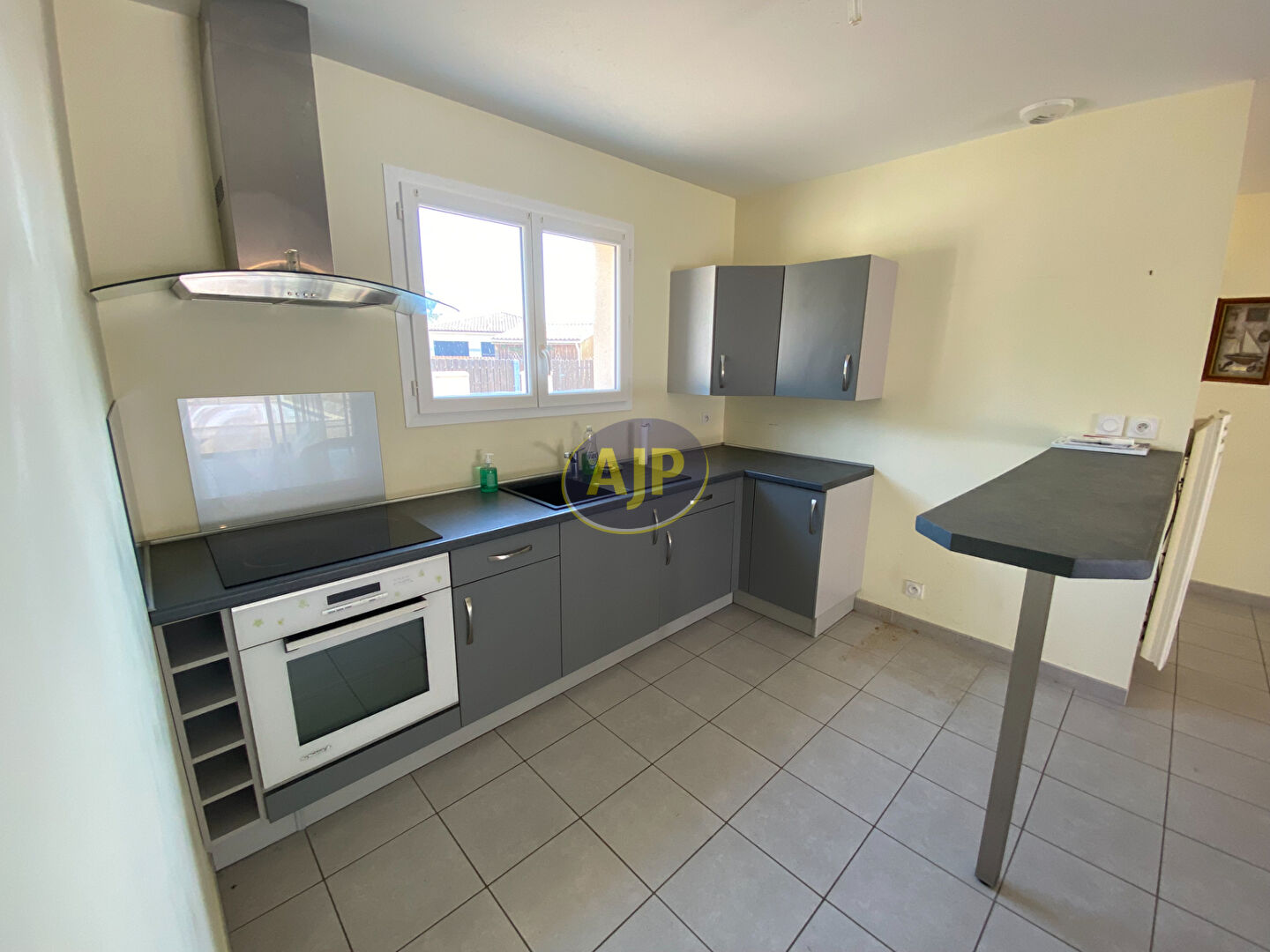 VENDAYS bourg Maison  4 pièce(s) - photo 2