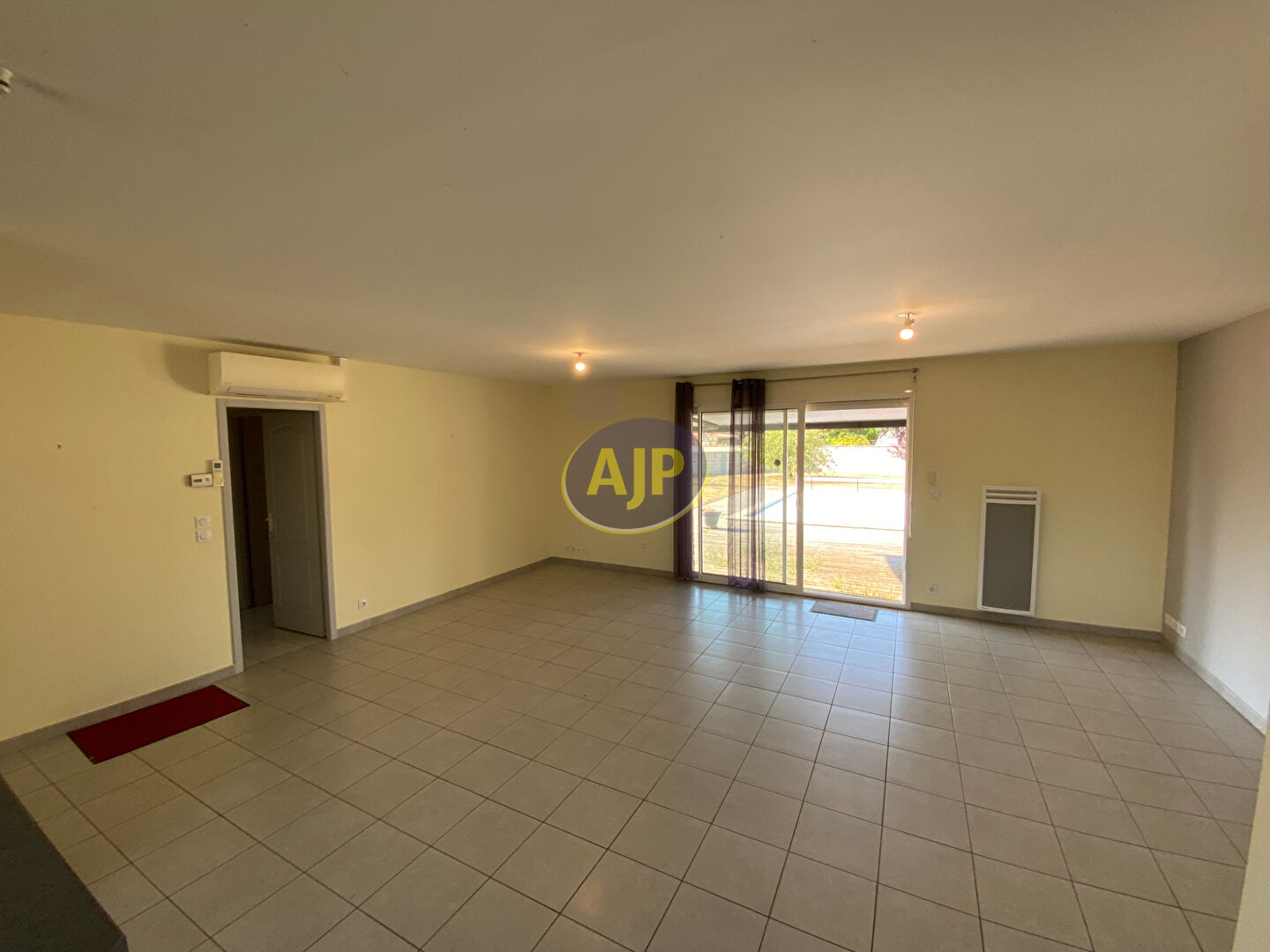 VENDAYS bourg Maison  4 pièce(s) - photo 10