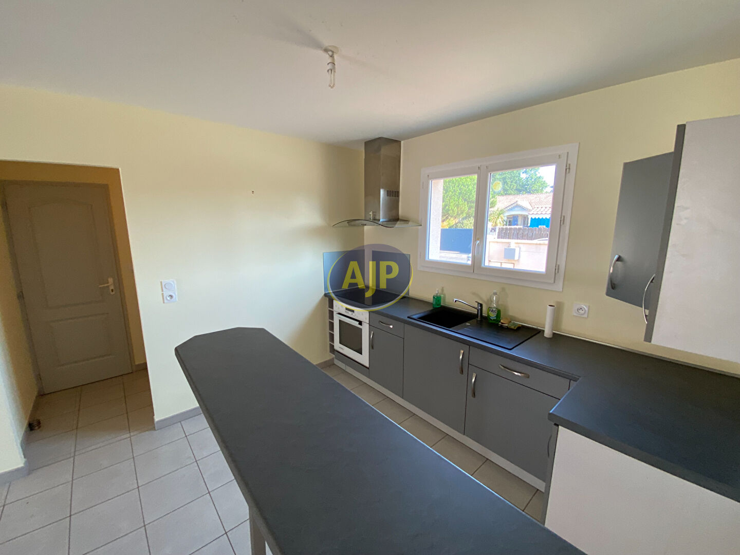 VENDAYS bourg Maison  4 pièce(s) - photo 11