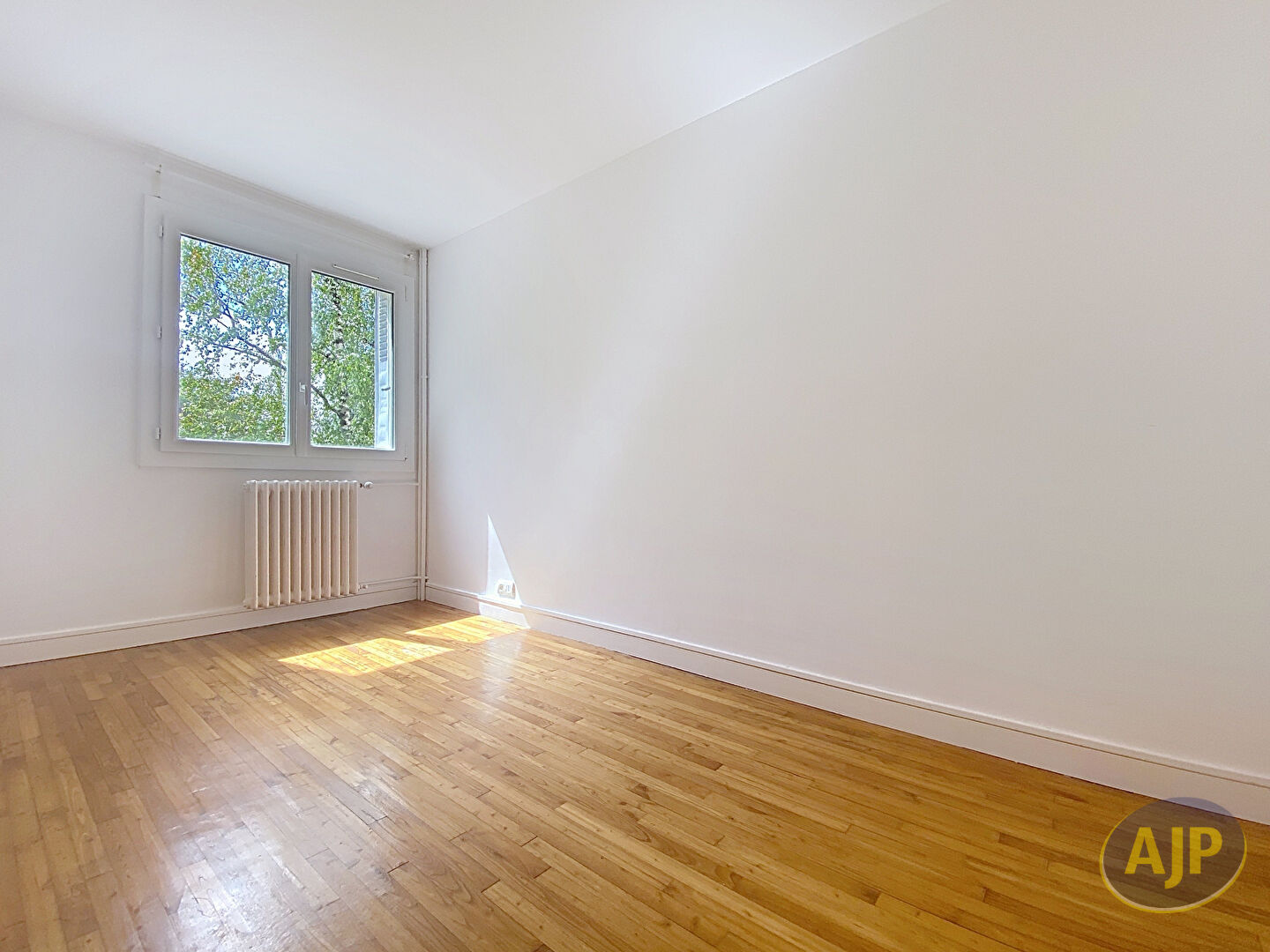 T3 avec balcon, parking et cave - photo 6