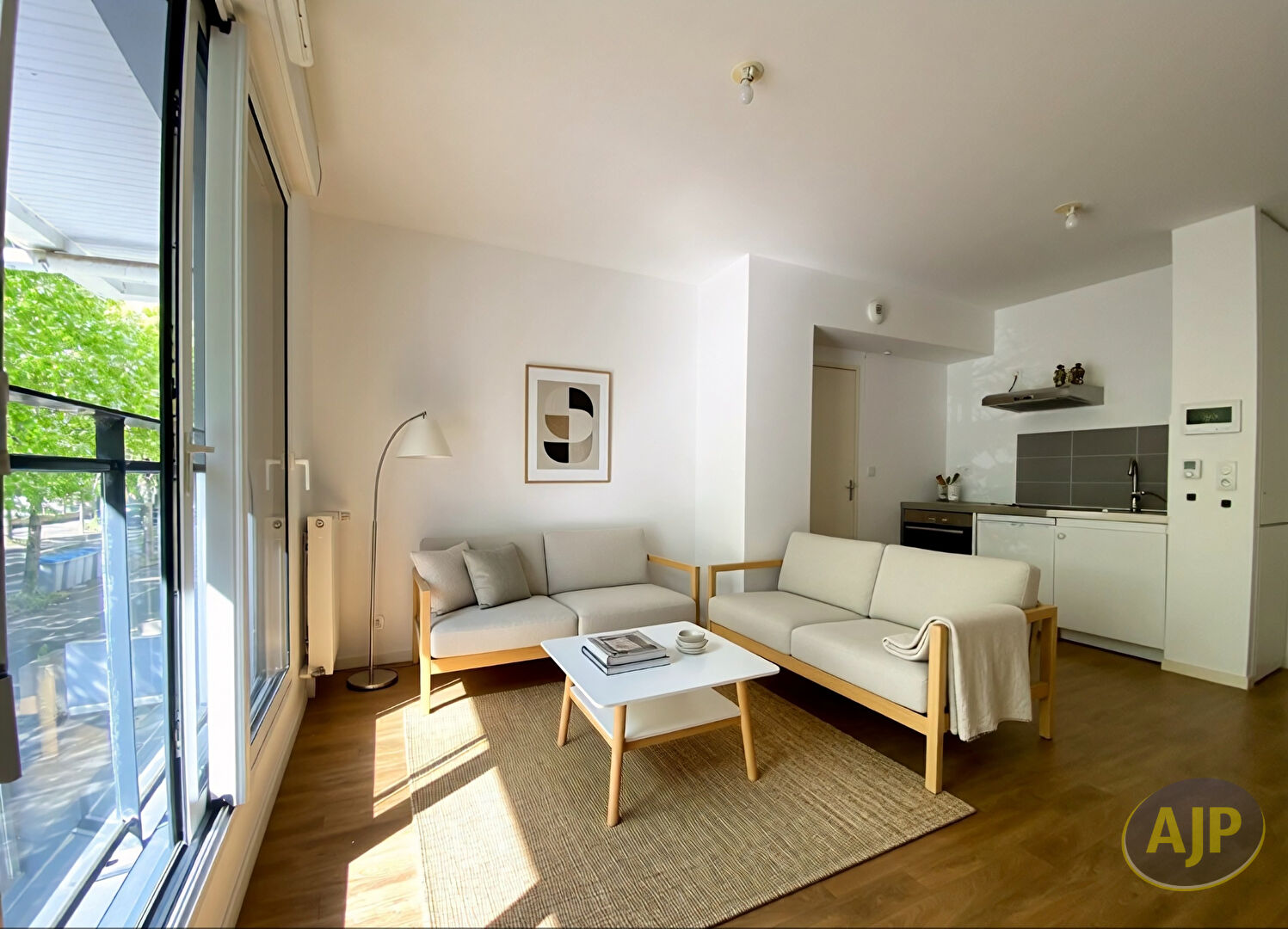 T2 avec balcon et parking couvert - photo 1