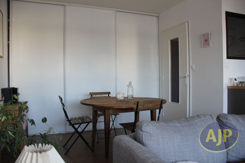 Nantes Dobrée - Appartement 2 pièces meublé - photo 2