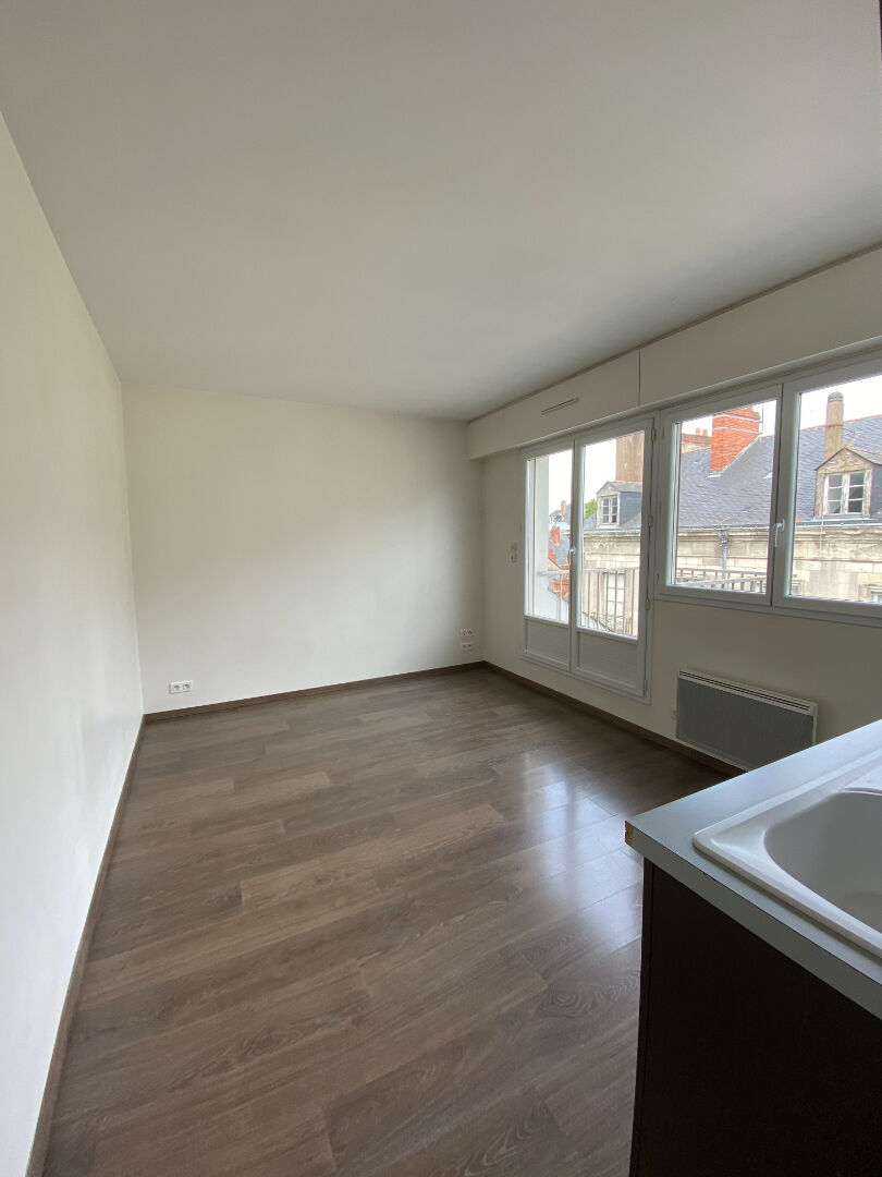 Quartier Dobrée - Studio de 18m² dans une résidence étudiante - photo 2