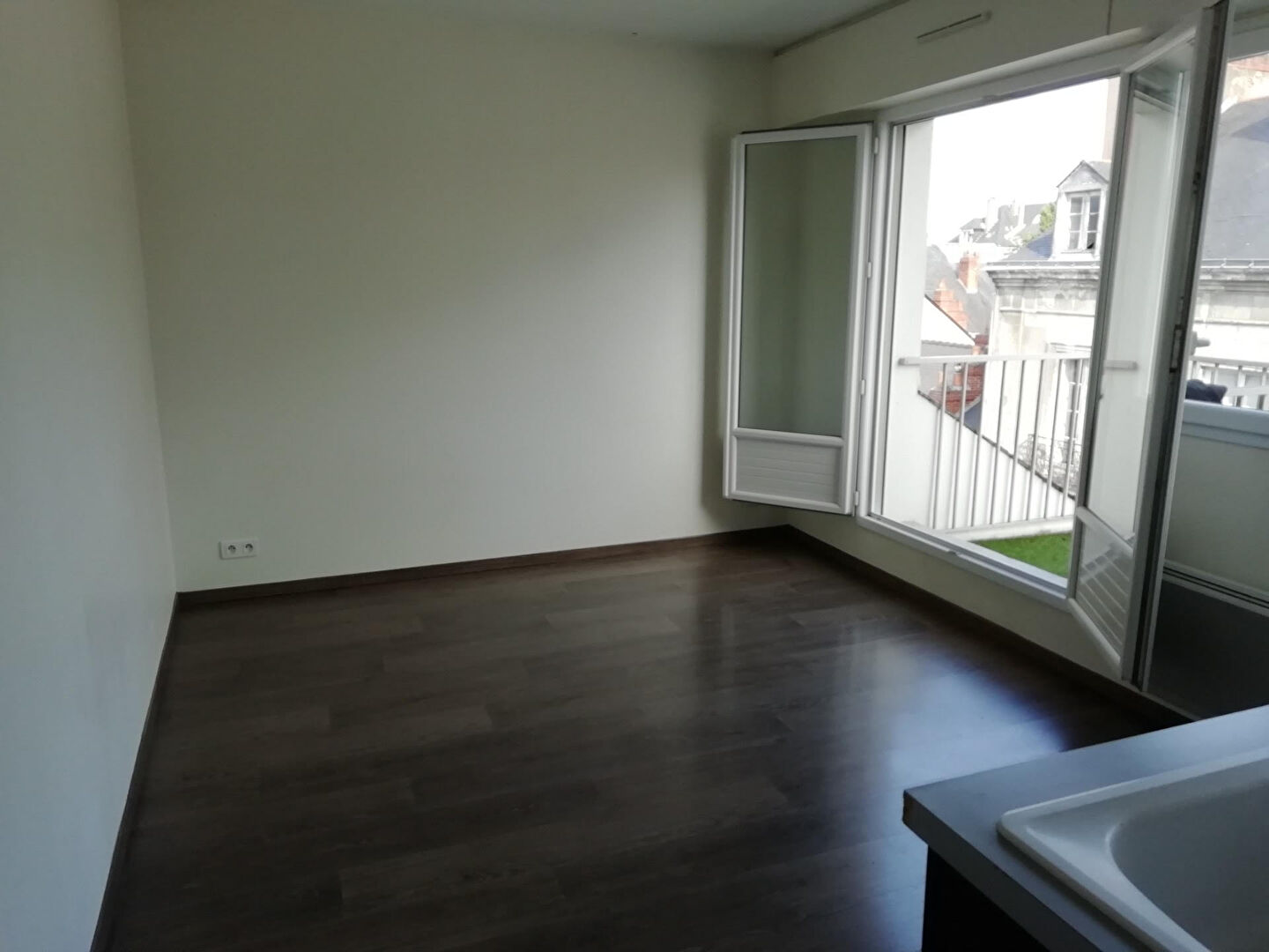 Quartier Dobrée - Studio de 18m² dans une résidence étudiante - photo 3