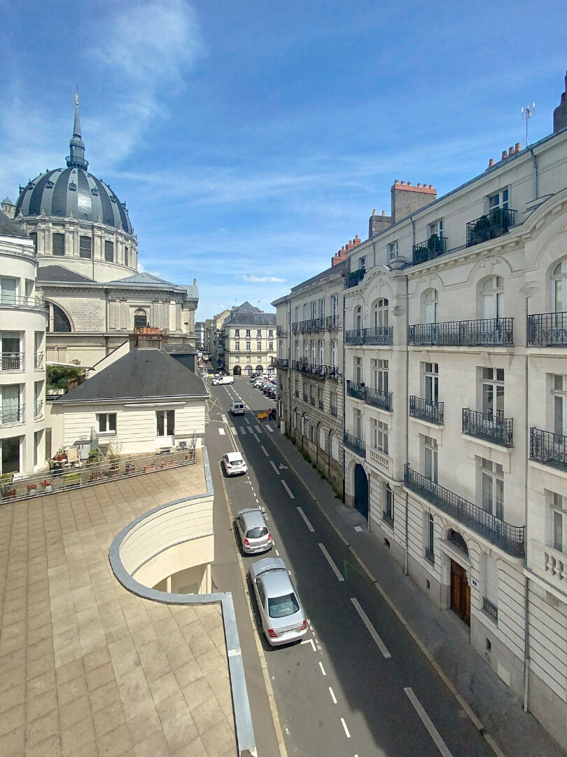 RÉSIDENCE SENIORS : T2 de 55.49 m² avec double Balcon, Cave et Parking - photo 5