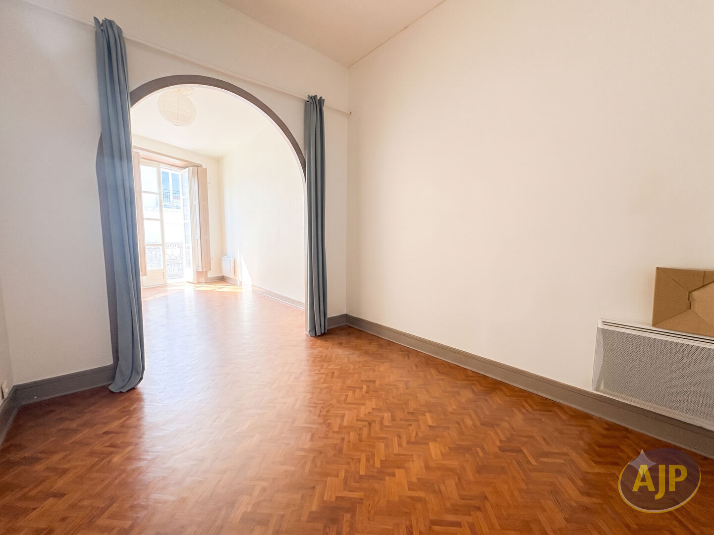 NANTES CENTRE - T1 BIS 34.29m² - photo 4
