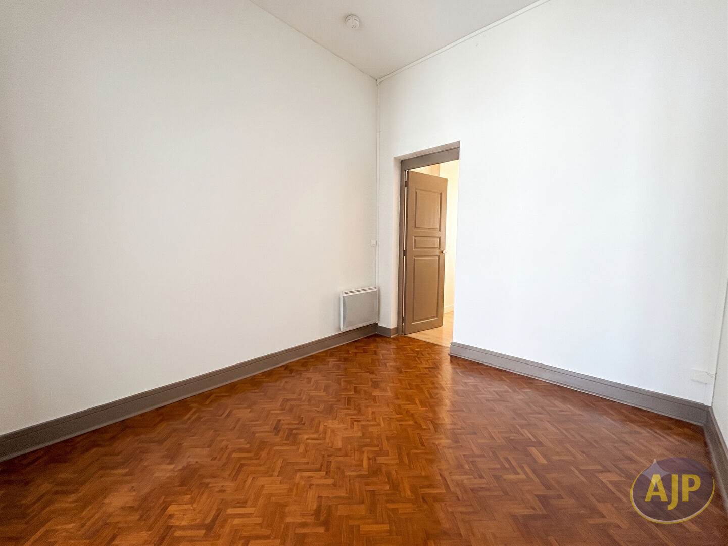 NANTES CENTRE - T1 BIS 34.29m² - photo 6