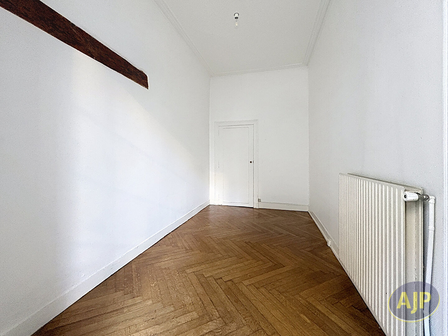 GRASLIN - Appartement 3 pièces 57.95m² - photo 6