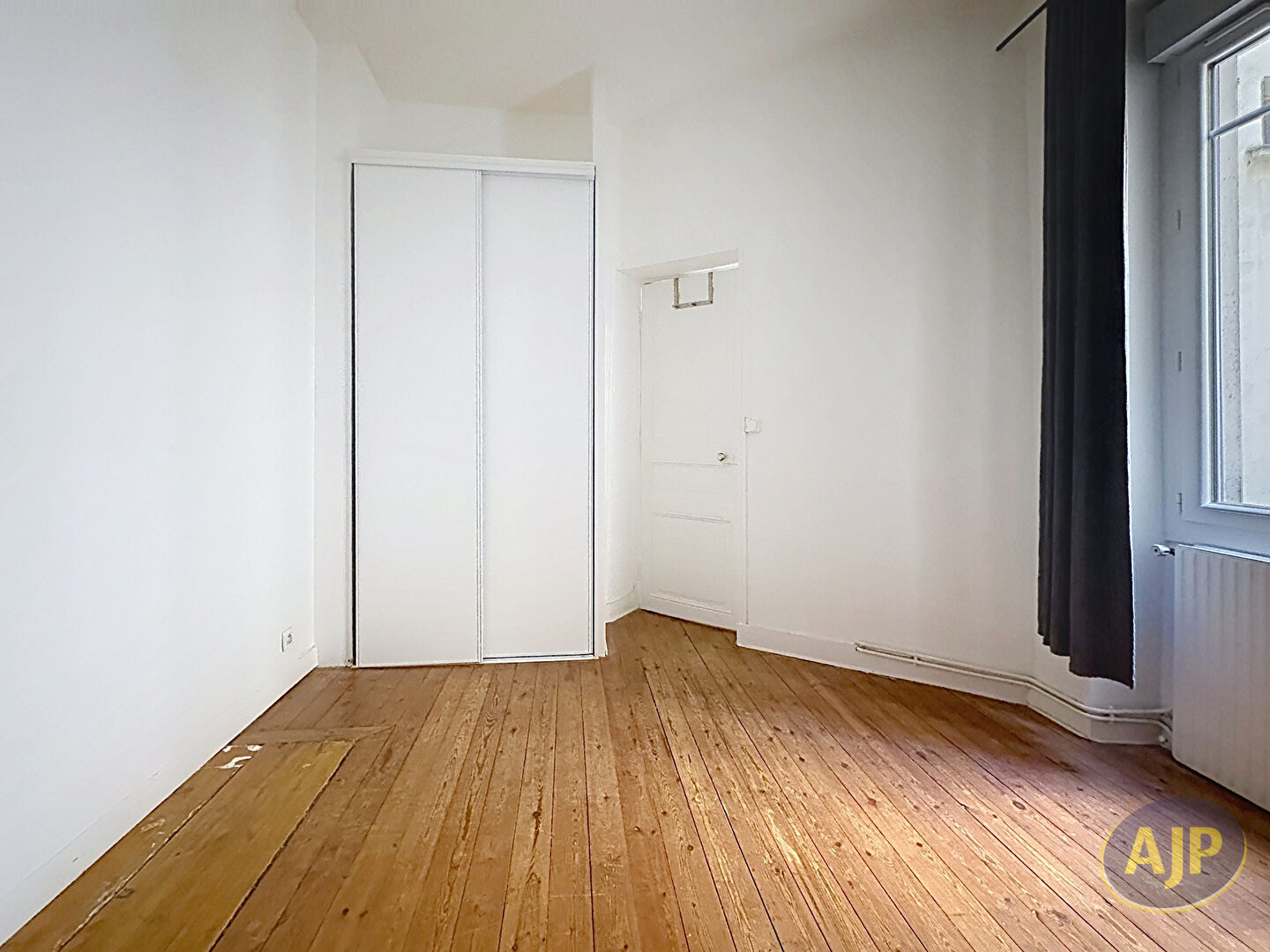 GRASLIN - Appartement 3 pièces 57.95m² - photo 17