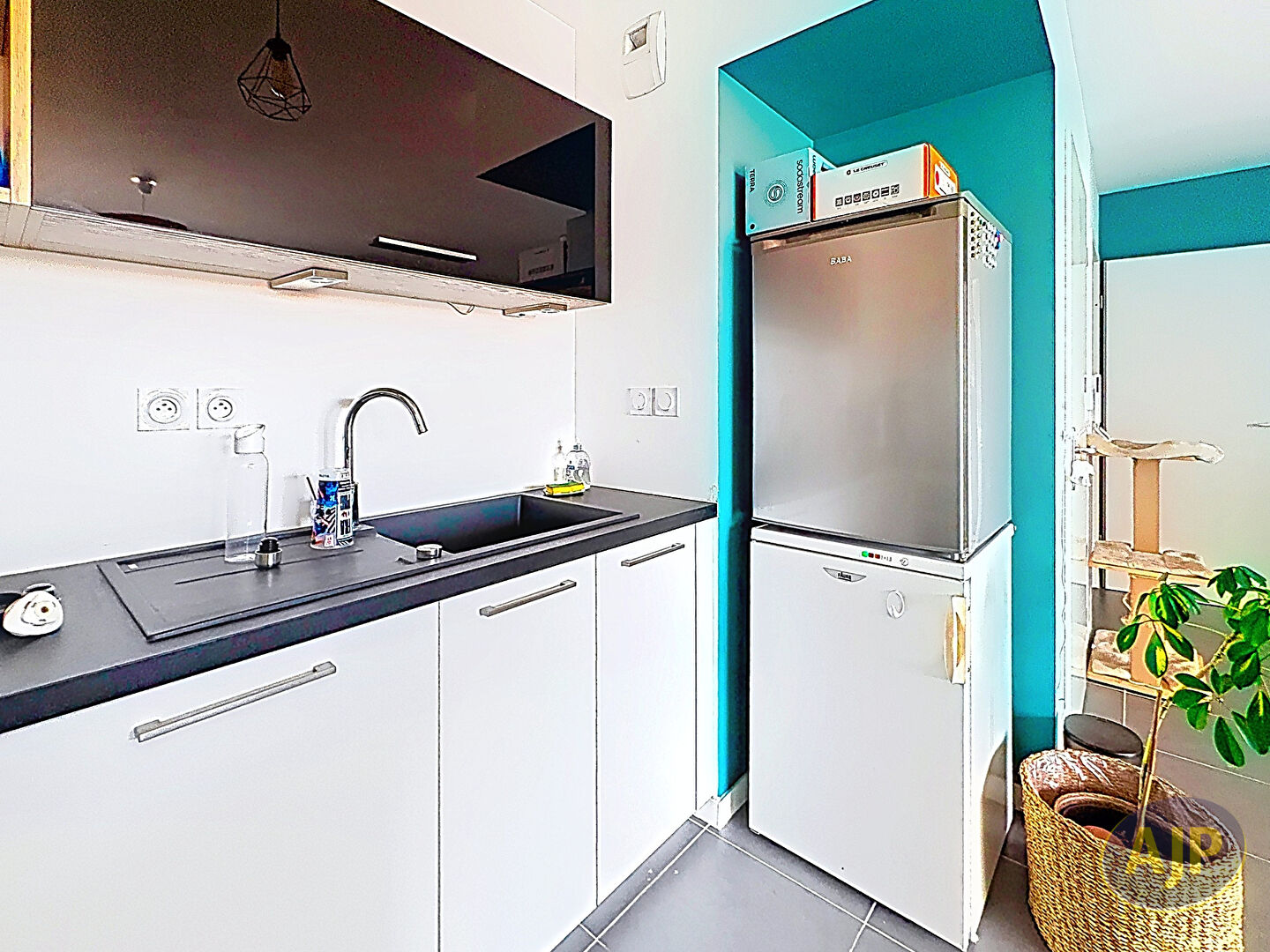Nantes Croix Bonneau - Appartement 3 pièces meublé avec balcon et garage - photo 10