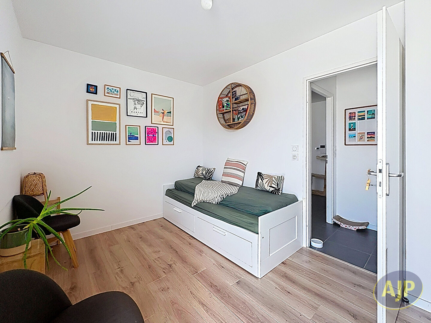 Nantes Croix Bonneau - Appartement 3 pièces meublé avec balcon et garage - photo 12