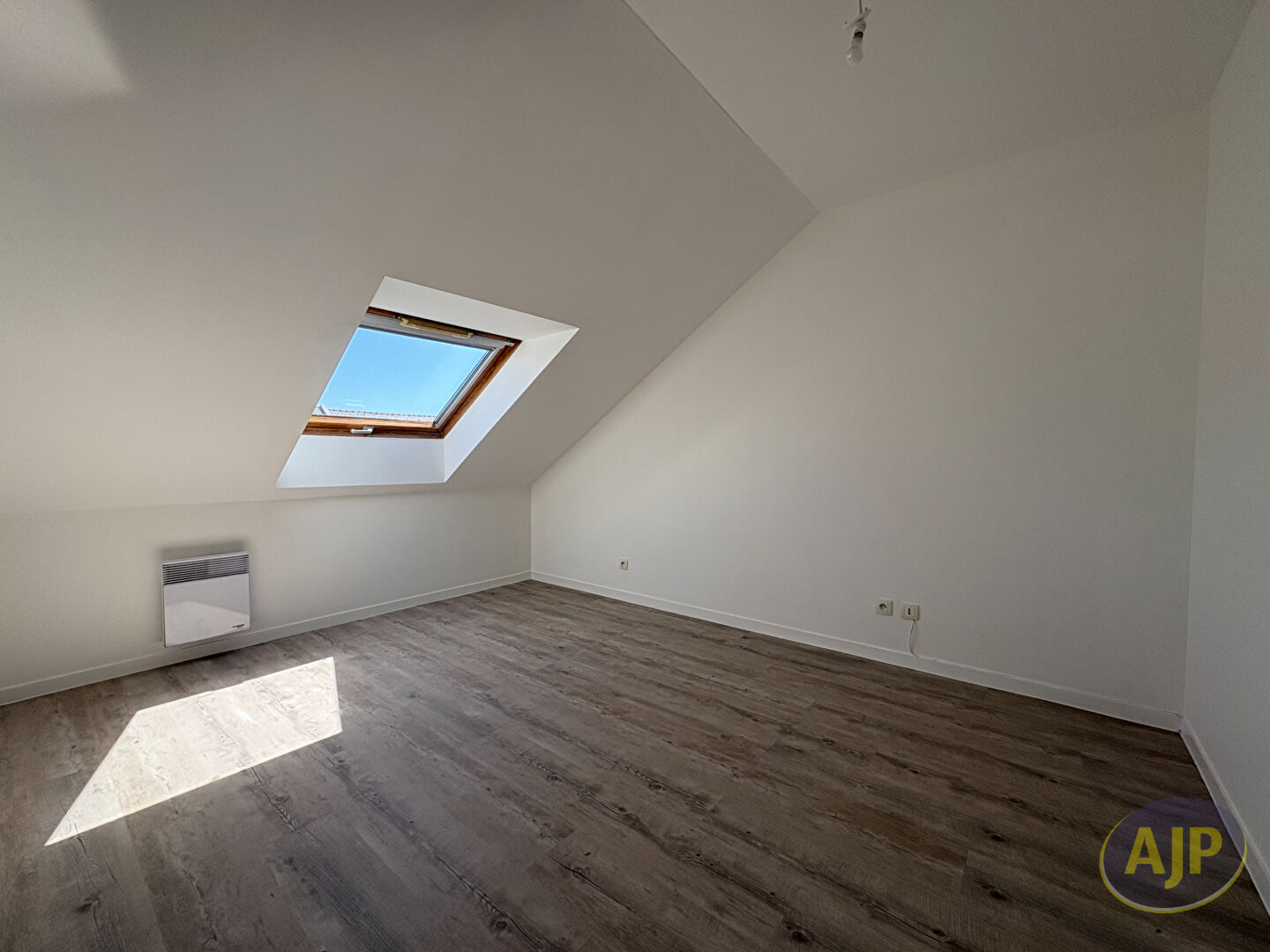Place René Bouhier - T4 duplex 92.83m² - photo 13