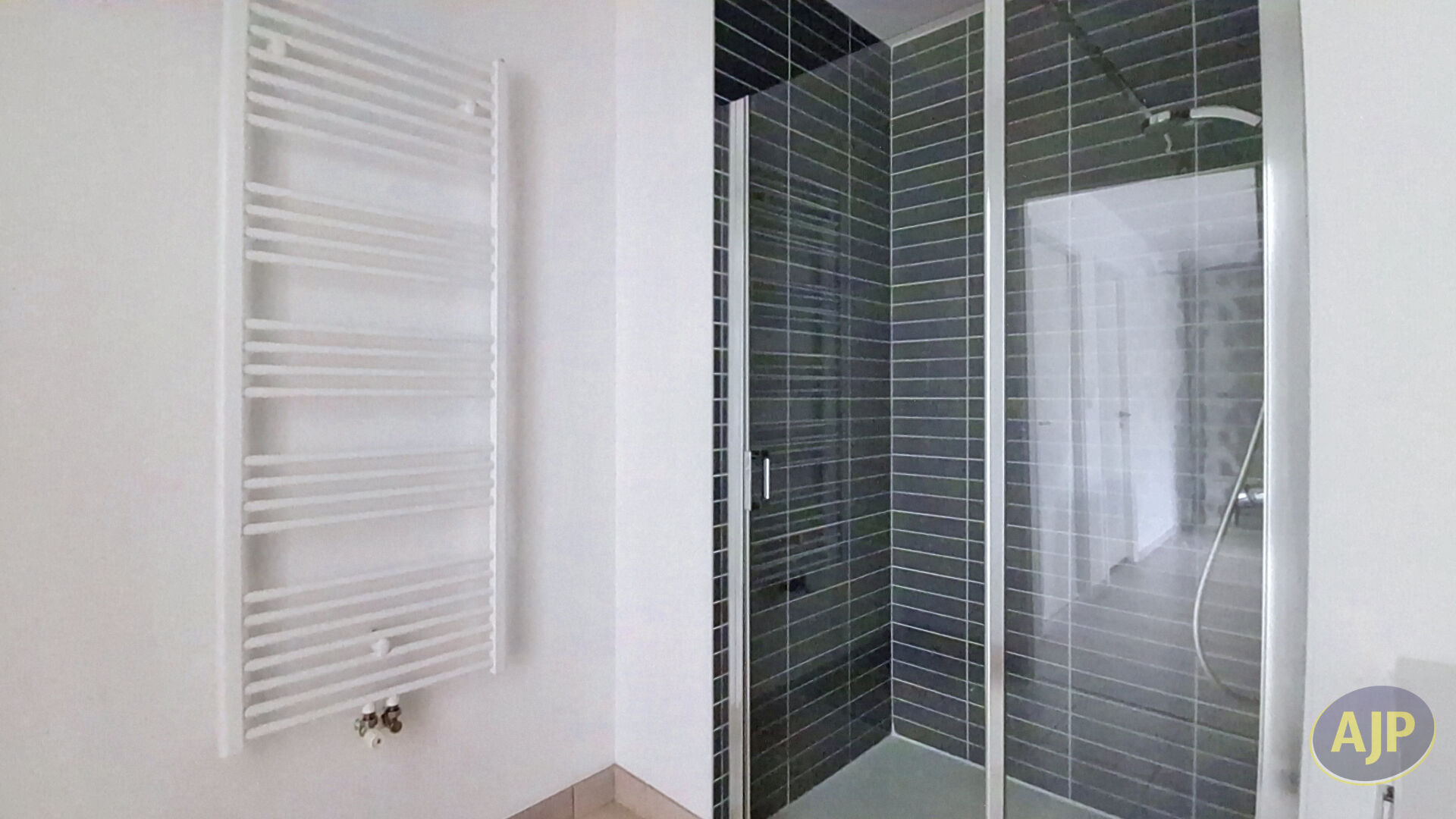 NANTES ZOLA - T3 LUMINEUX 67m² - photo 9